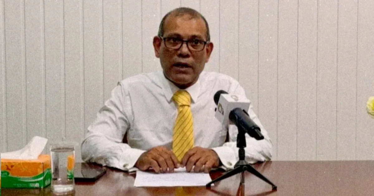 Former President Mohamed Nasheed speaking at a press conference